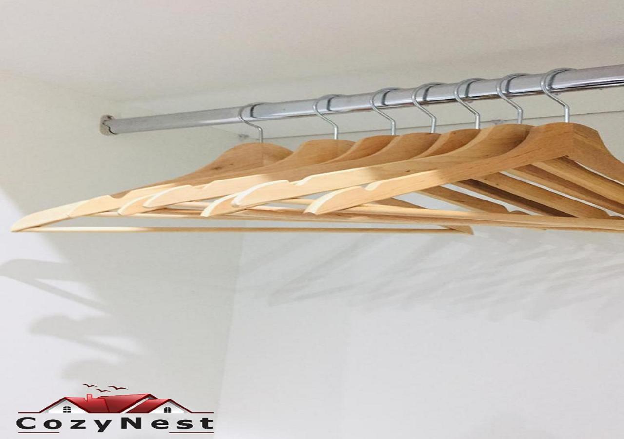 Lovely 2 Bed 2 Bath Flat & Parking By Cozynest *